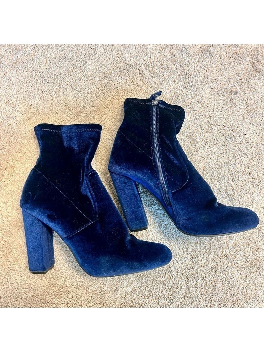 Steve Madden blue velvet editt ankle boots Sz 10